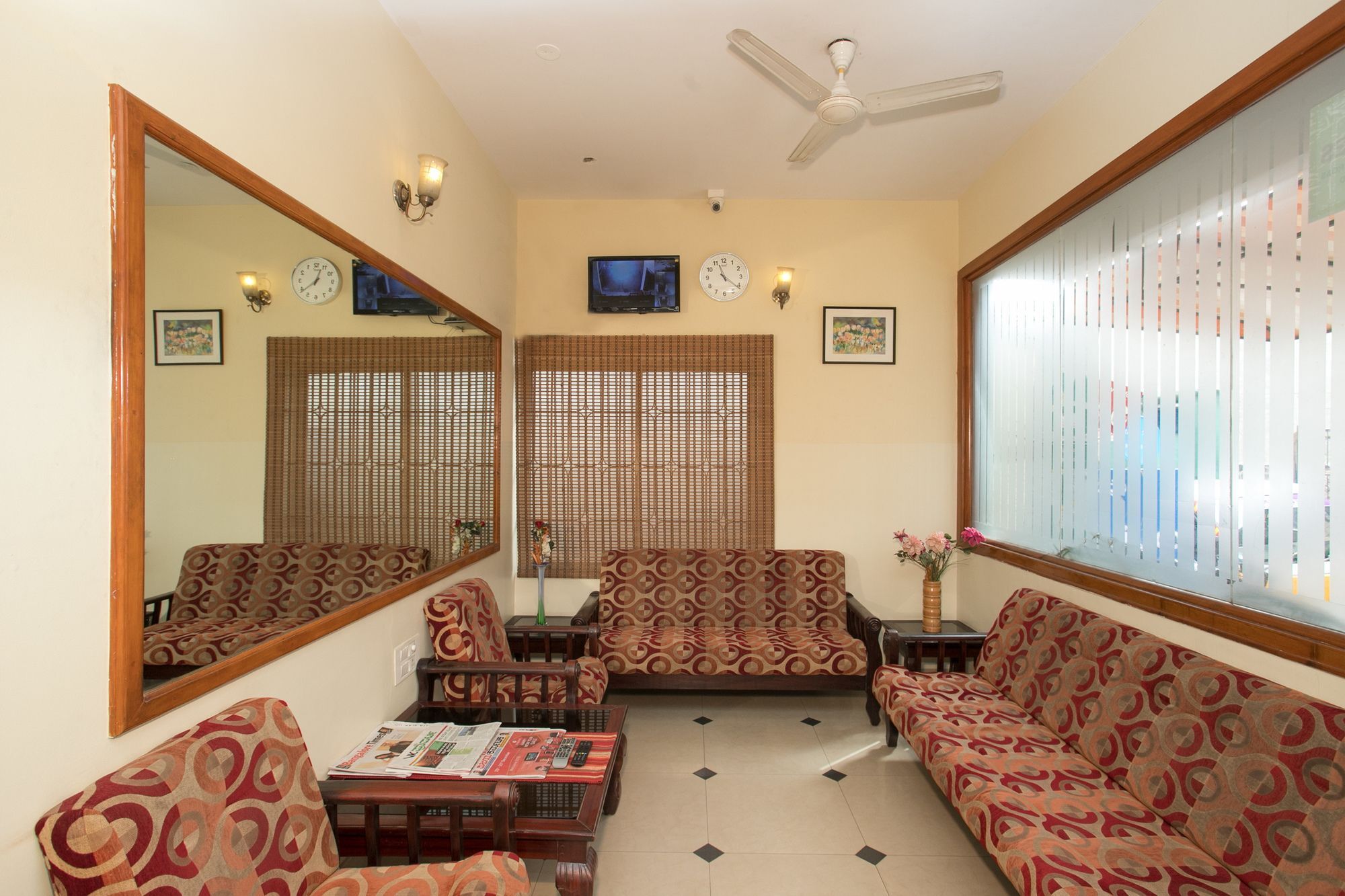 Oyo 10478 Raj Residency Hotel Bangalore Ngoại thất bức ảnh